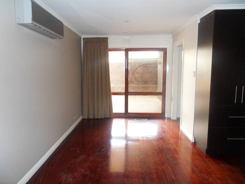 1 Martin Court, Altona VIC 3018