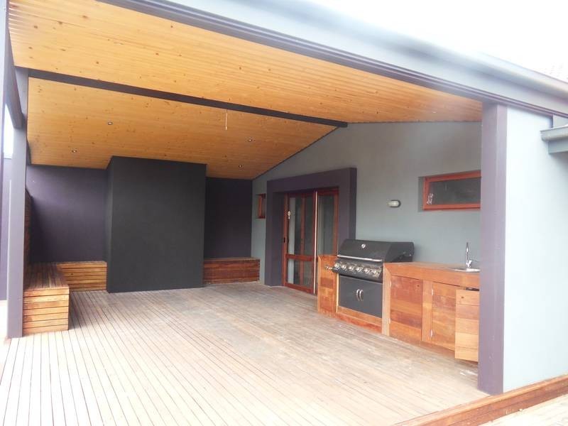 1 Martin Court, Altona VIC 3018