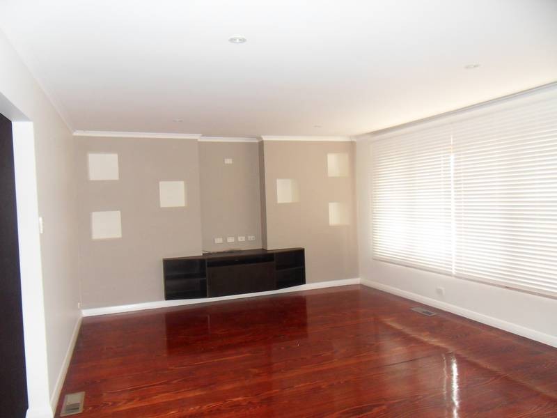 1 Martin Court, Seaholme VIC 3018