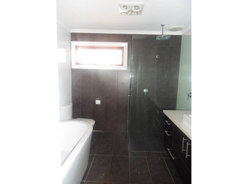 1 Martin Court, Seaholme VIC 3018