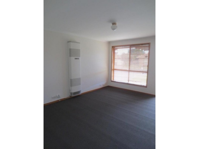 2/47 Tatman Drive, Altona Meadows VIC 3028