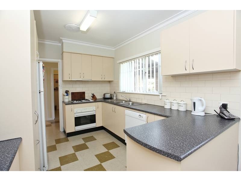 117 Sixth Avenue, Altona North VIC 3025