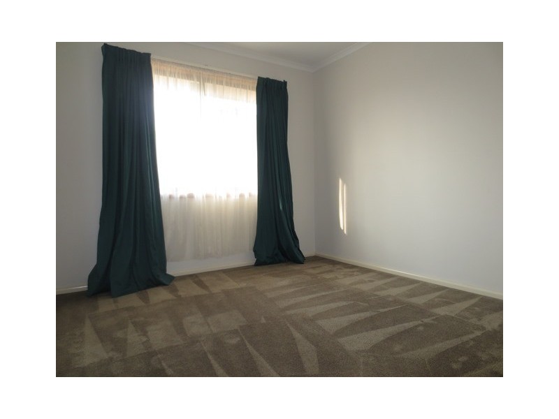 20 Karingal Street, Altona VIC 3018