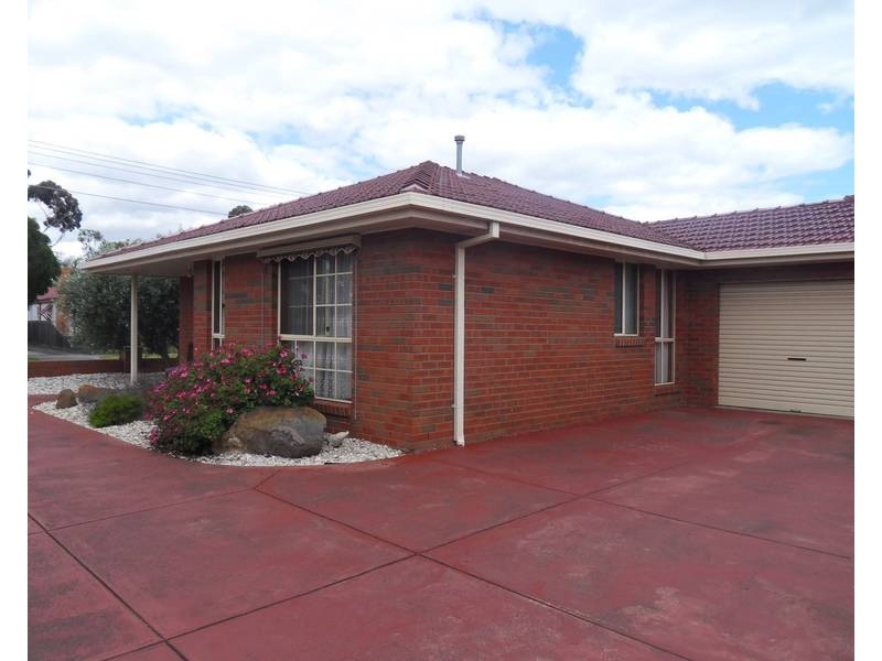 1/11 Cambridge Street, Altona VIC 3018