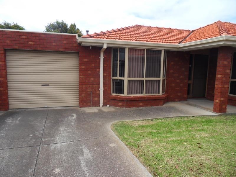 2/12 Delahunty Court, Altona Meadows VIC 3028