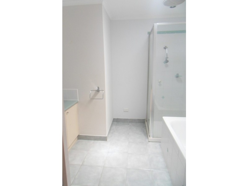 26 Wenlock Avenue, Altona Meadows VIC 3028