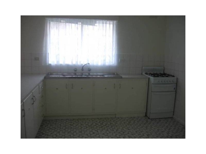 8/261 Esplanade, Altona VIC 3018