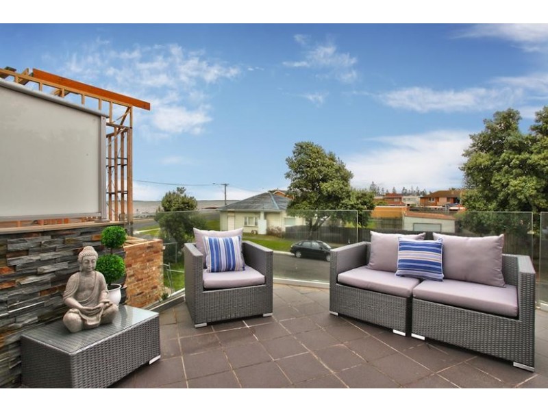 2 Seves Street, Altona VIC 3018