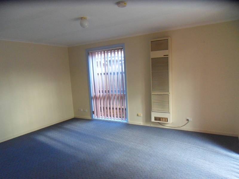 1/1 Heath Close, Altona Meadows VIC 3028