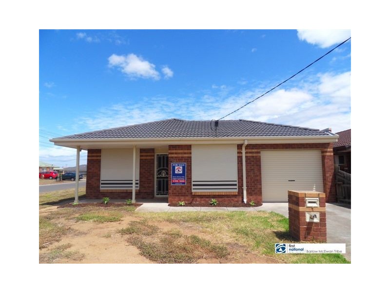 24 Macneil Drive, Altona Meadows VIC 3028