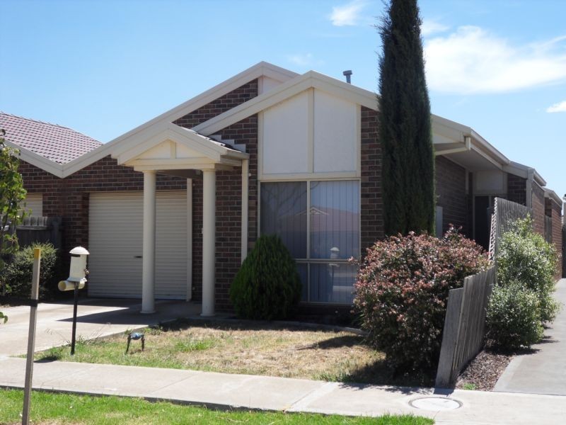 1/44 Dunnings Road, Point Cook VIC 3030