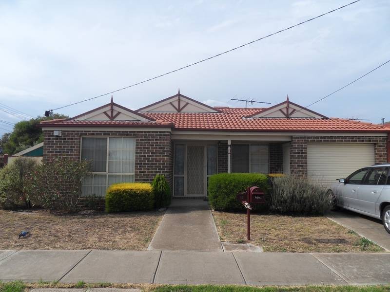 13 Lan Avenue, Altona Meadows VIC 3028