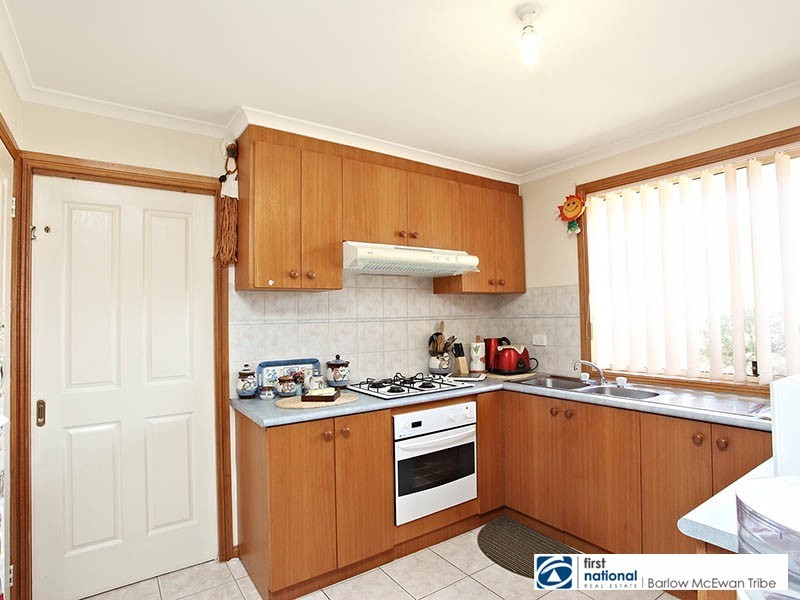 1/33 May Avenue, Altona Meadows VIC 3028