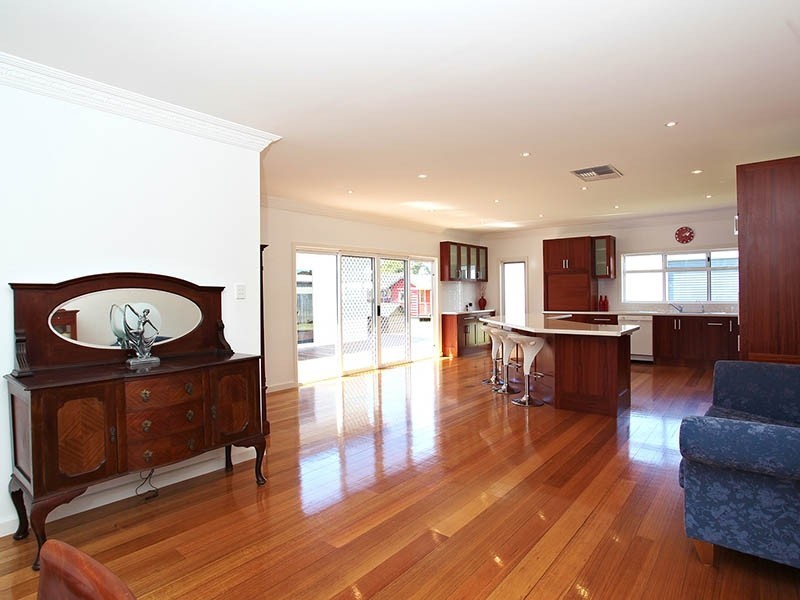 28 Emu Avenue, Altona VIC 3018