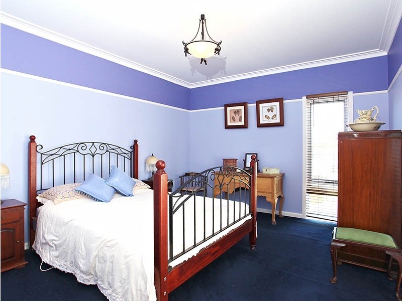 28 Emu Avenue, Altona VIC 3018
