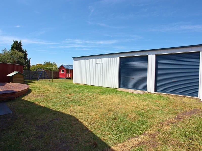 28 Emu Avenue, Altona VIC 3018