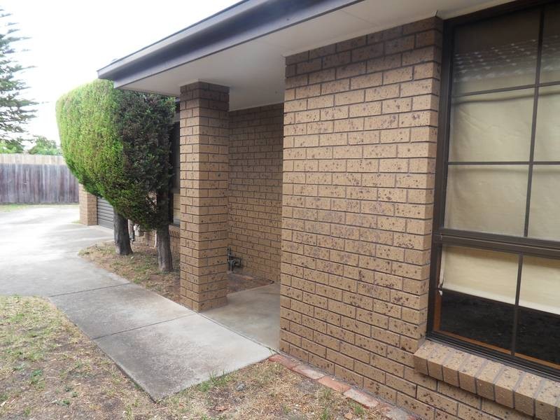 3/4-6 Bracken Grove, Altona VIC 3018