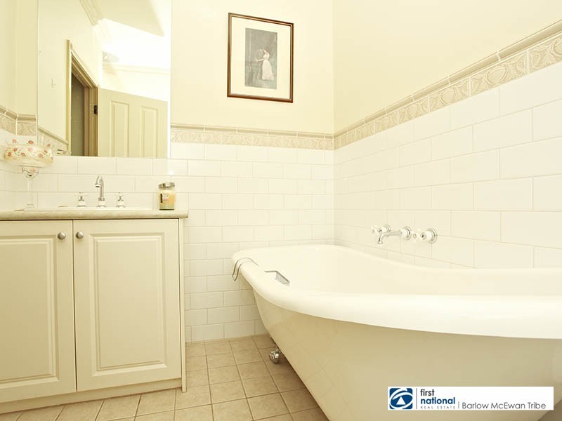 51 Linnet Street, Altona VIC 3018