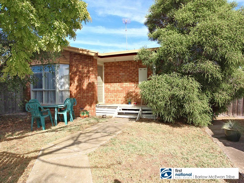 2/37 Bent Street, Altona VIC 3018