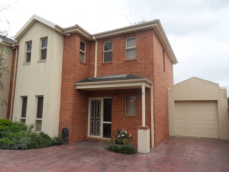 2/1 Rose Street, Altona VIC 3018