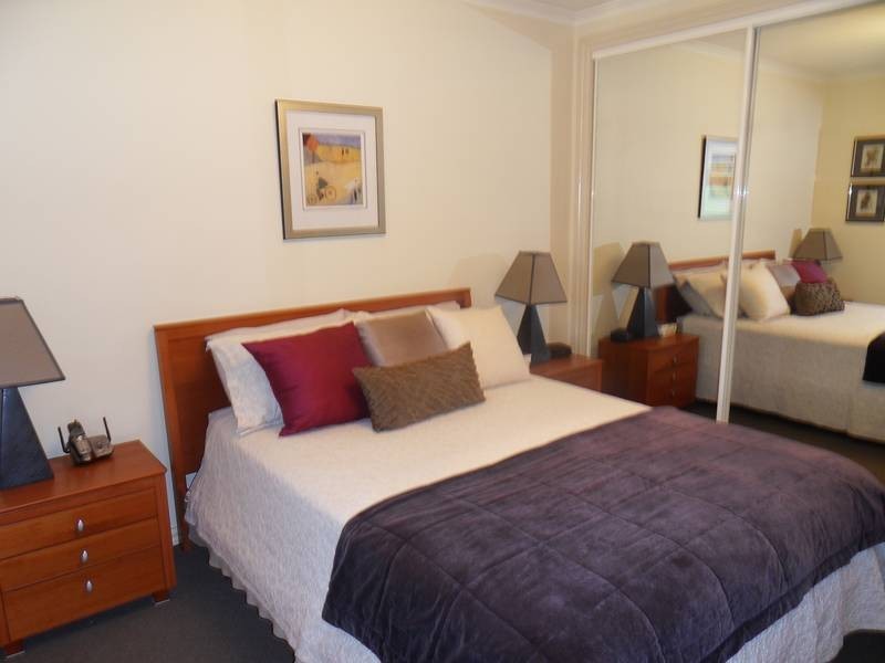 2/1 Rose Street, Altona VIC 3018