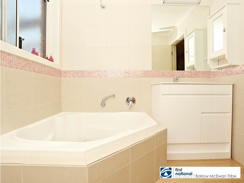 107 Grieve Parade, Altona VIC 3018