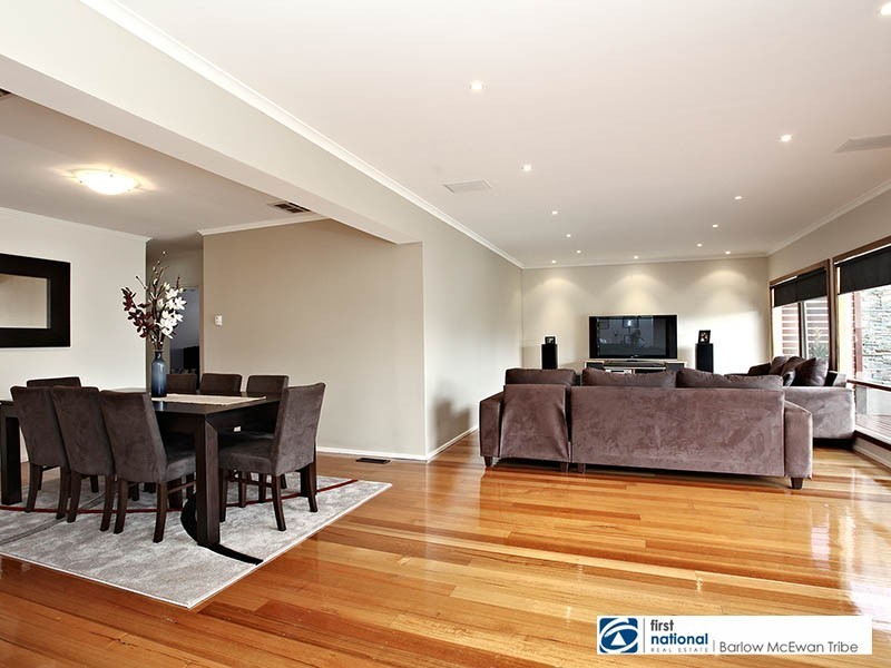 1 Cowra Street, Altona VIC 3018