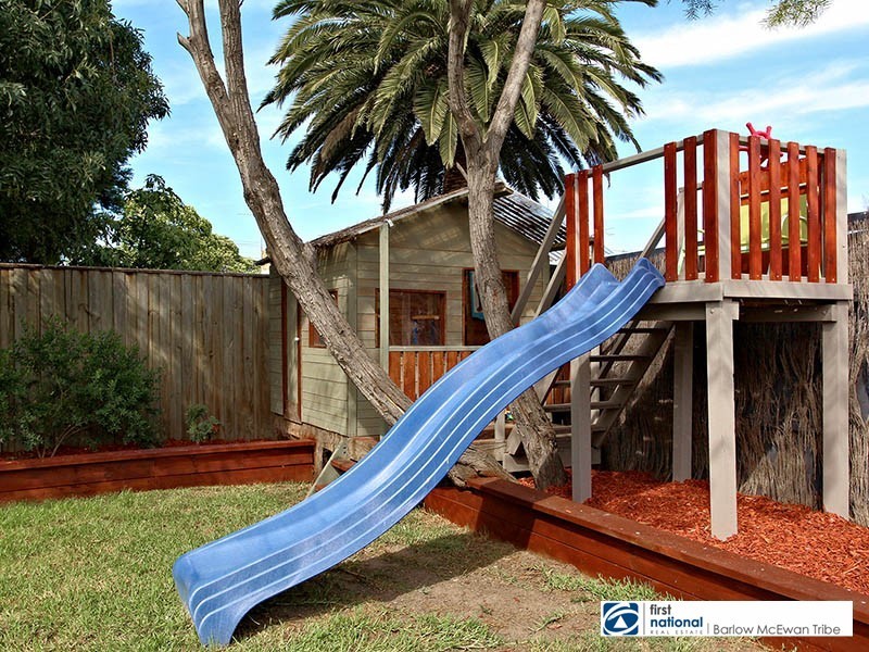 1 Cowra Street, Altona VIC 3018