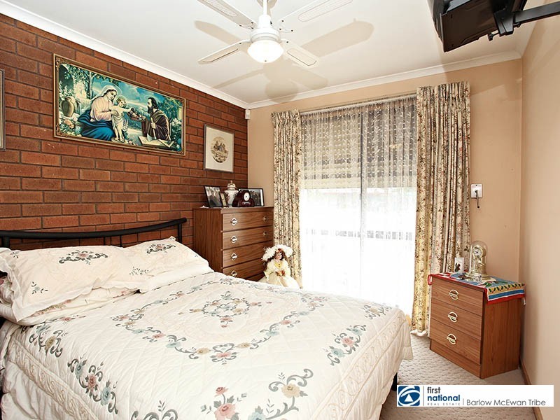 1/54 Crown Street South, Altona Meadows VIC 3028