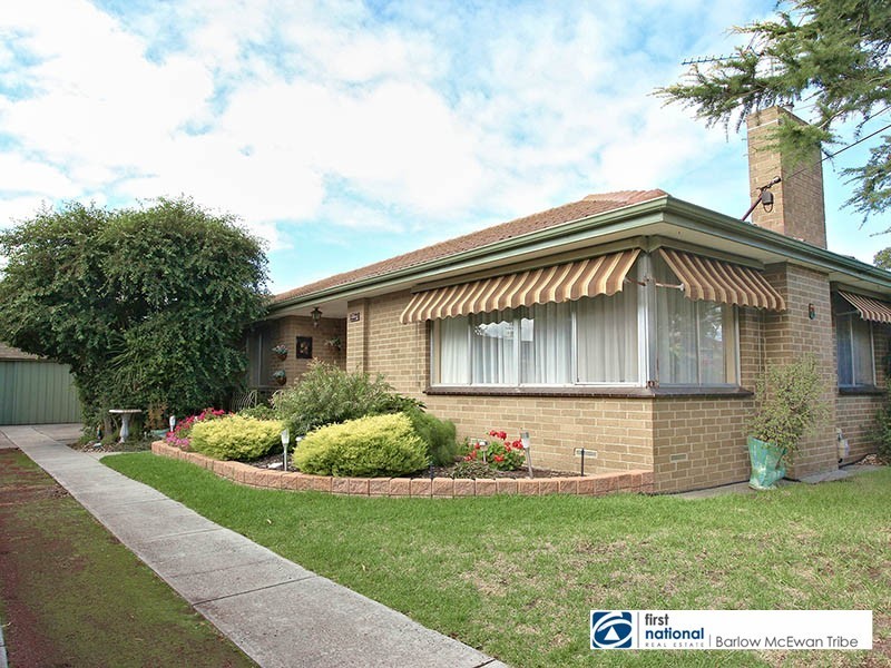 3 Simmons Drive, Altona VIC 3018