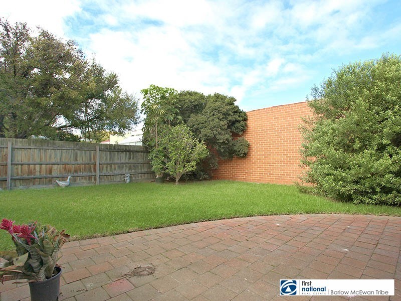 3 Simmons Drive, Altona VIC 3018