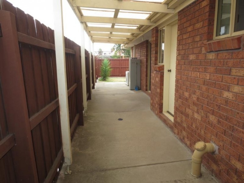 1/7 O’Shannessy Court, Altona Meadows VIC 3028