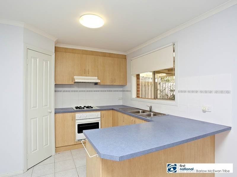 3/26 Bracken Grove, Altona VIC 3018