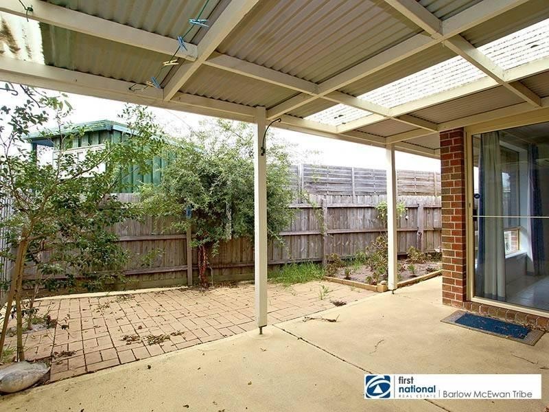 3/26 Bracken Grove, Altona VIC 3018