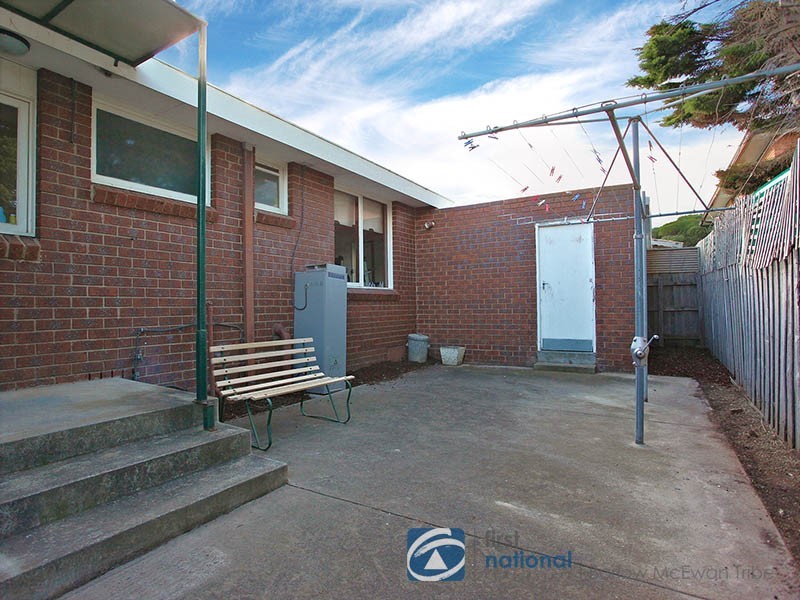 2/180 Queen Street, Altona VIC 3018