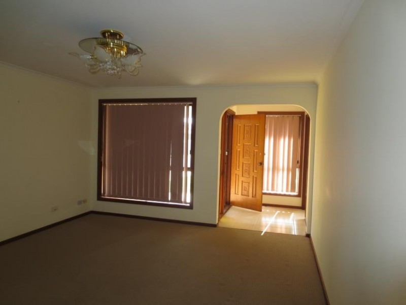 319 Victoria Street, Altona Meadows VIC 3028