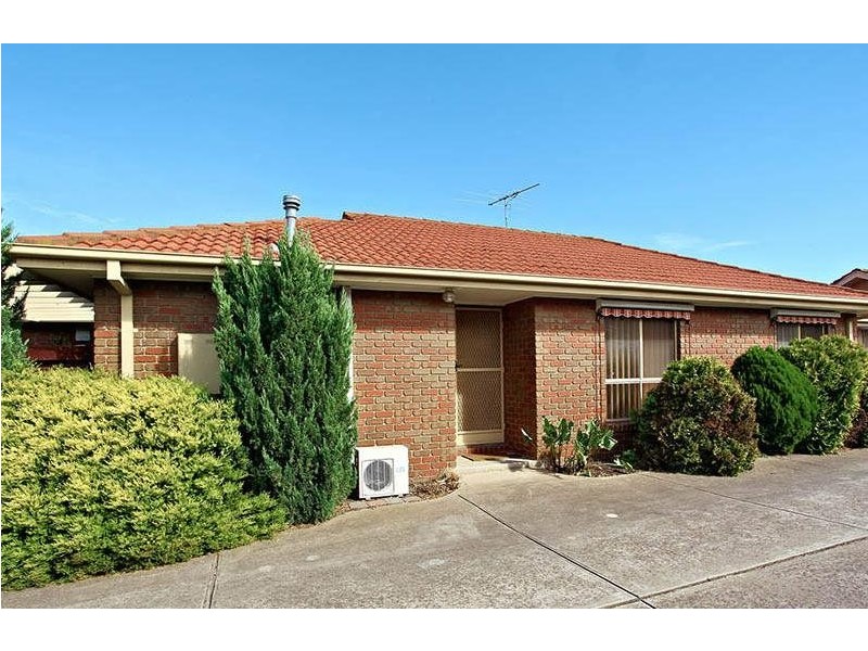 1/9 Balaclava Avenue, Altona Meadows VIC 3028