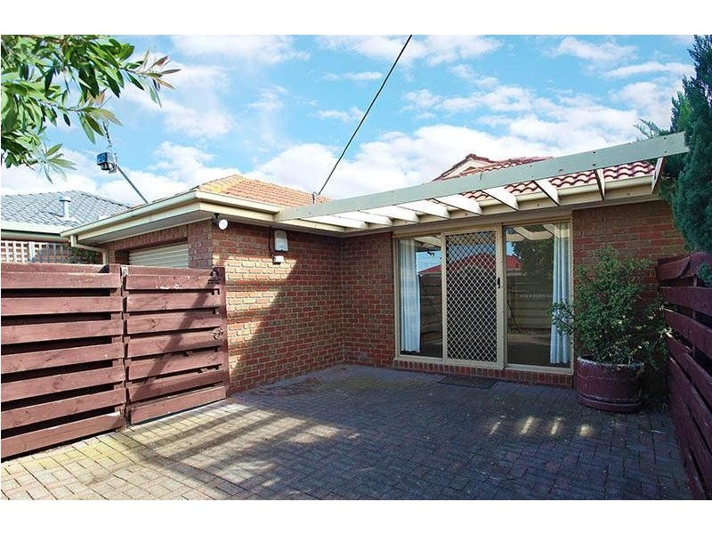 1/9 Balaclava Avenue, Altona Meadows VIC 3028