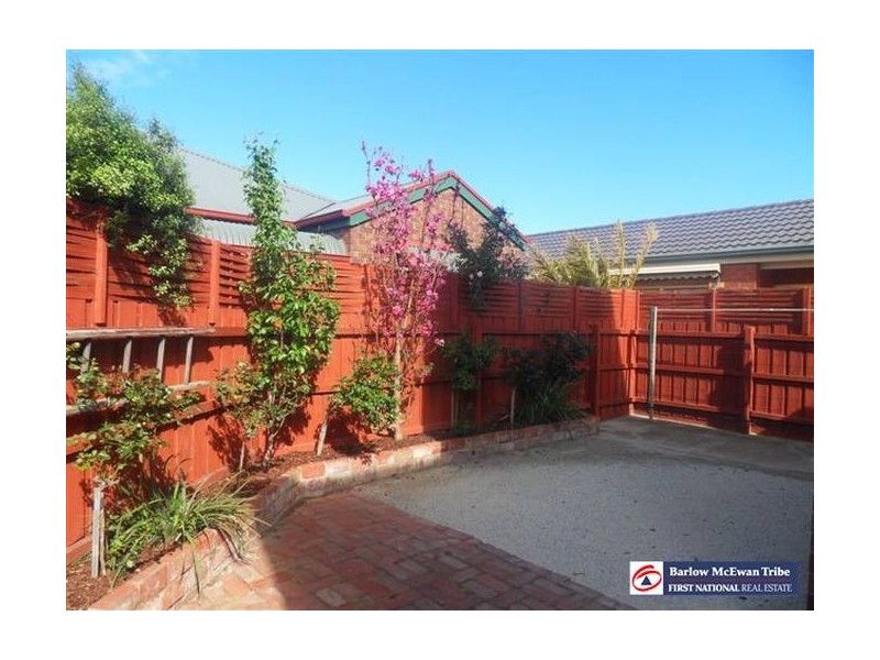 1/41 Henry Drive, Altona Meadows VIC 3028