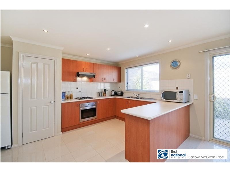 1/16 Anglia Court, Werribee VIC 3030