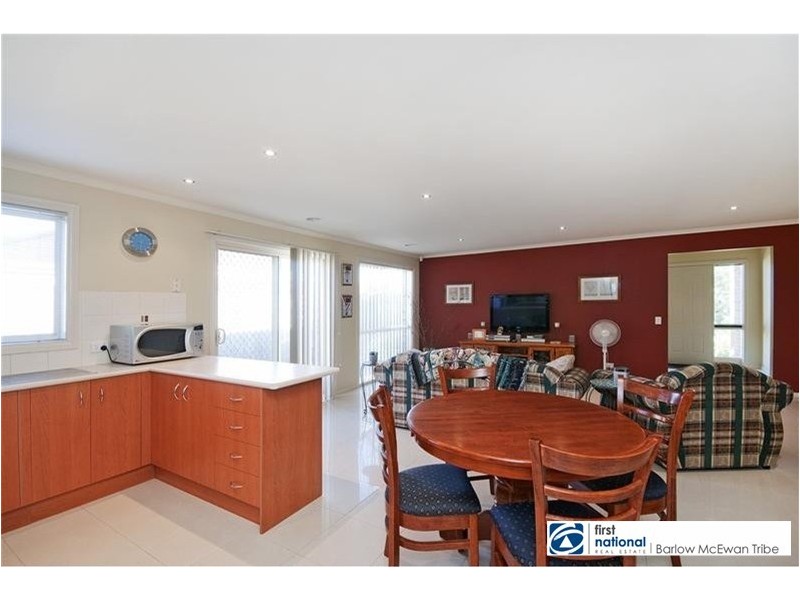 1/16 Anglia Court, Werribee VIC 3030