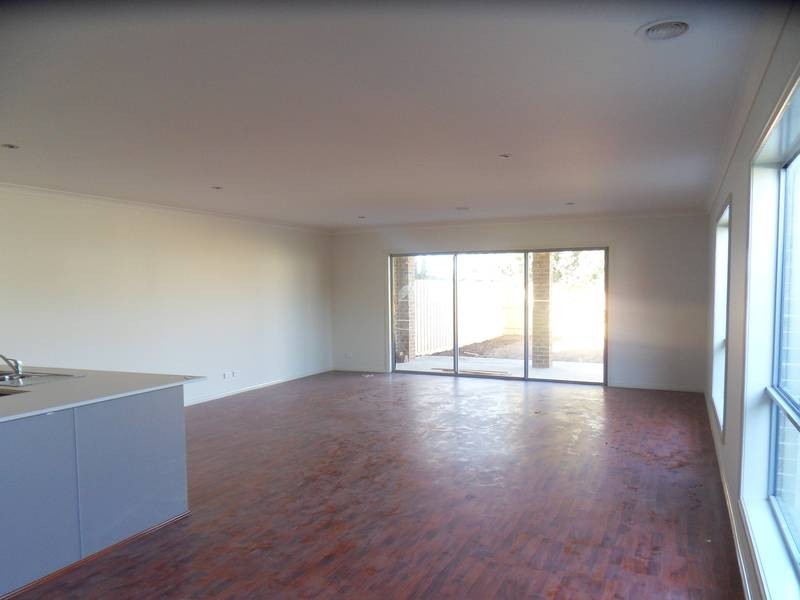 25A Corrigan Avenue, Brooklyn VIC 3012