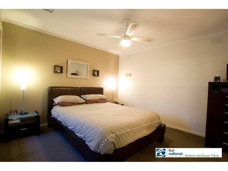 10 Kurrajong Drive, Altona Meadows VIC 3028