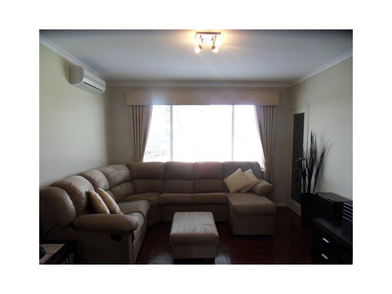 4/2 May Street, Altona North VIC 3025