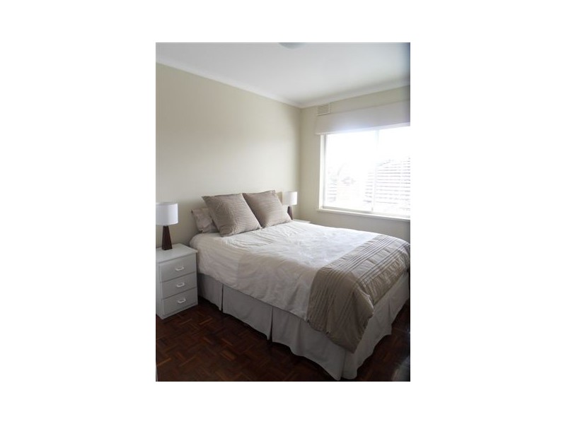 4/2 May Street, Altona North VIC 3025