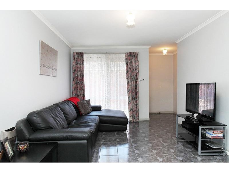 2/110 Victoria Street, Altona Meadows VIC 3028