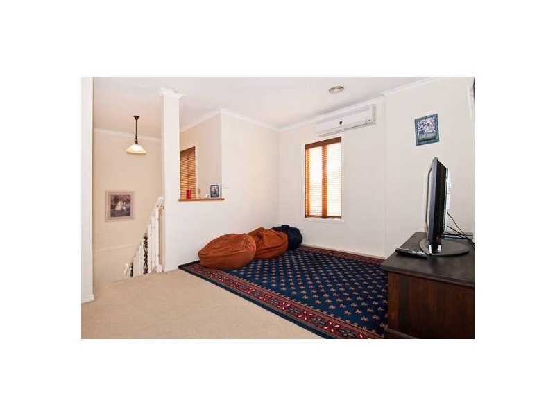 3/6 Romawi Street, Altona VIC 3018