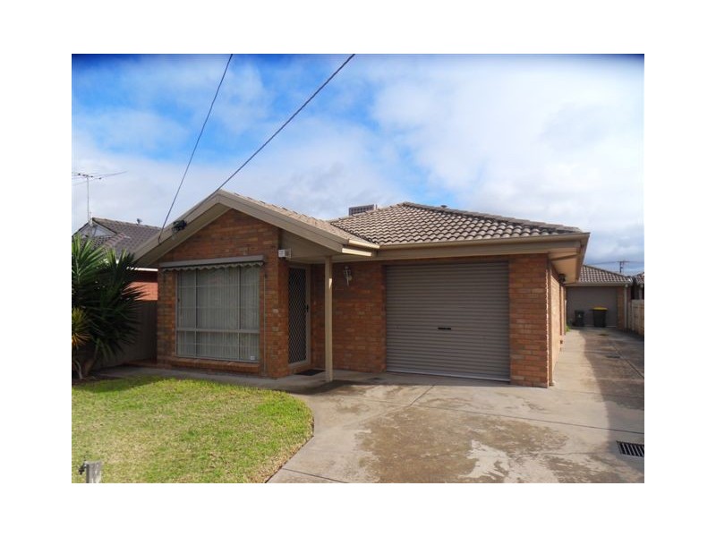 1/3 Weaver Court, Altona Meadows VIC 3028
