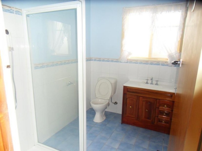 15 Chifley Avenue, Altona VIC 3018