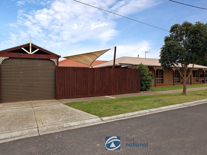 14 Trafalgar Avenue, Altona Meadows VIC 3028
